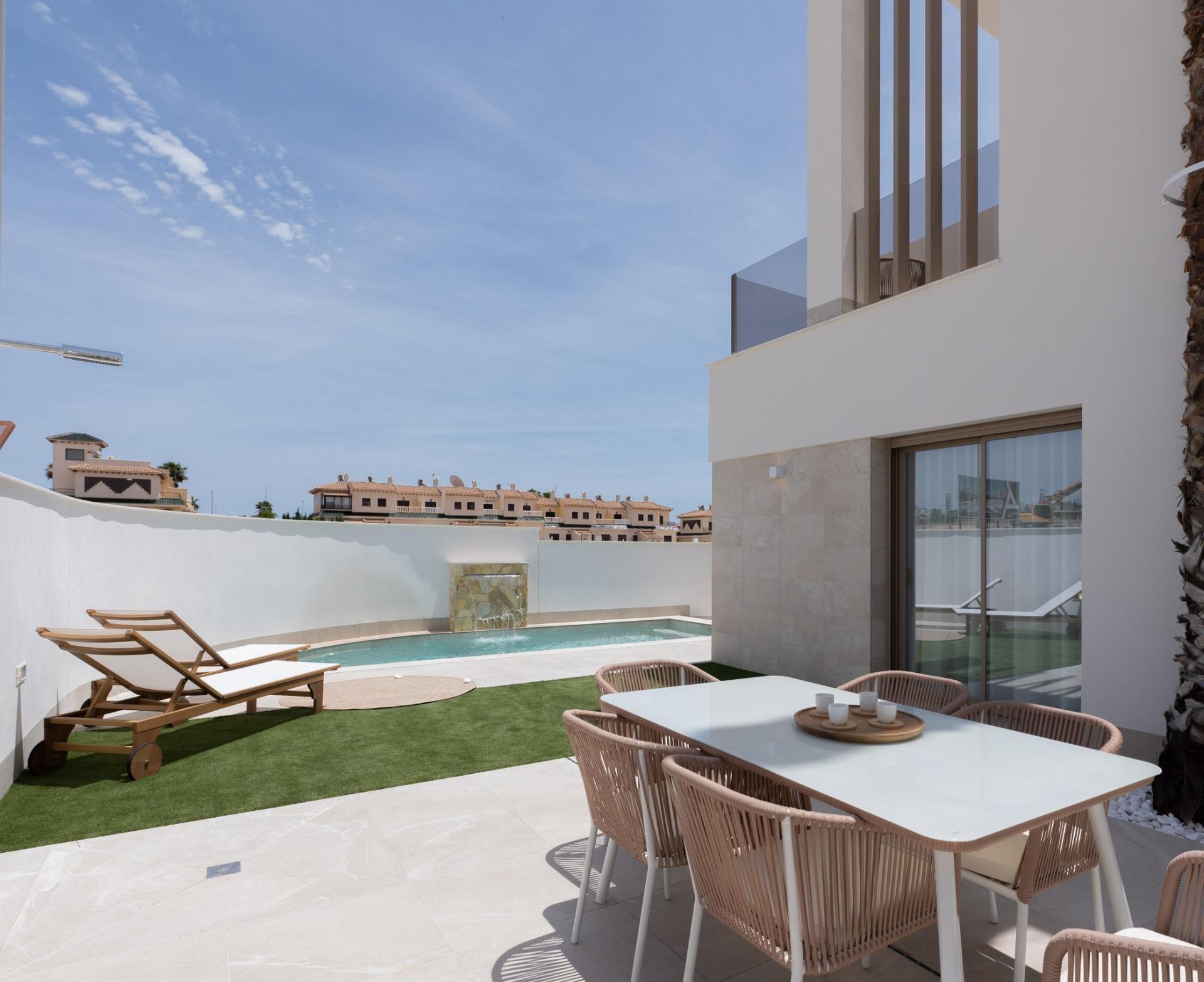New build villas with private pool at serena golf-los alcazares