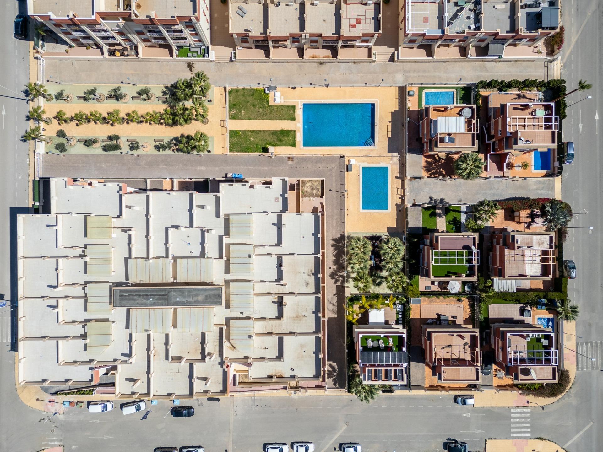 Regenerated residential complex in lomas de cabo roig – renovated apartments