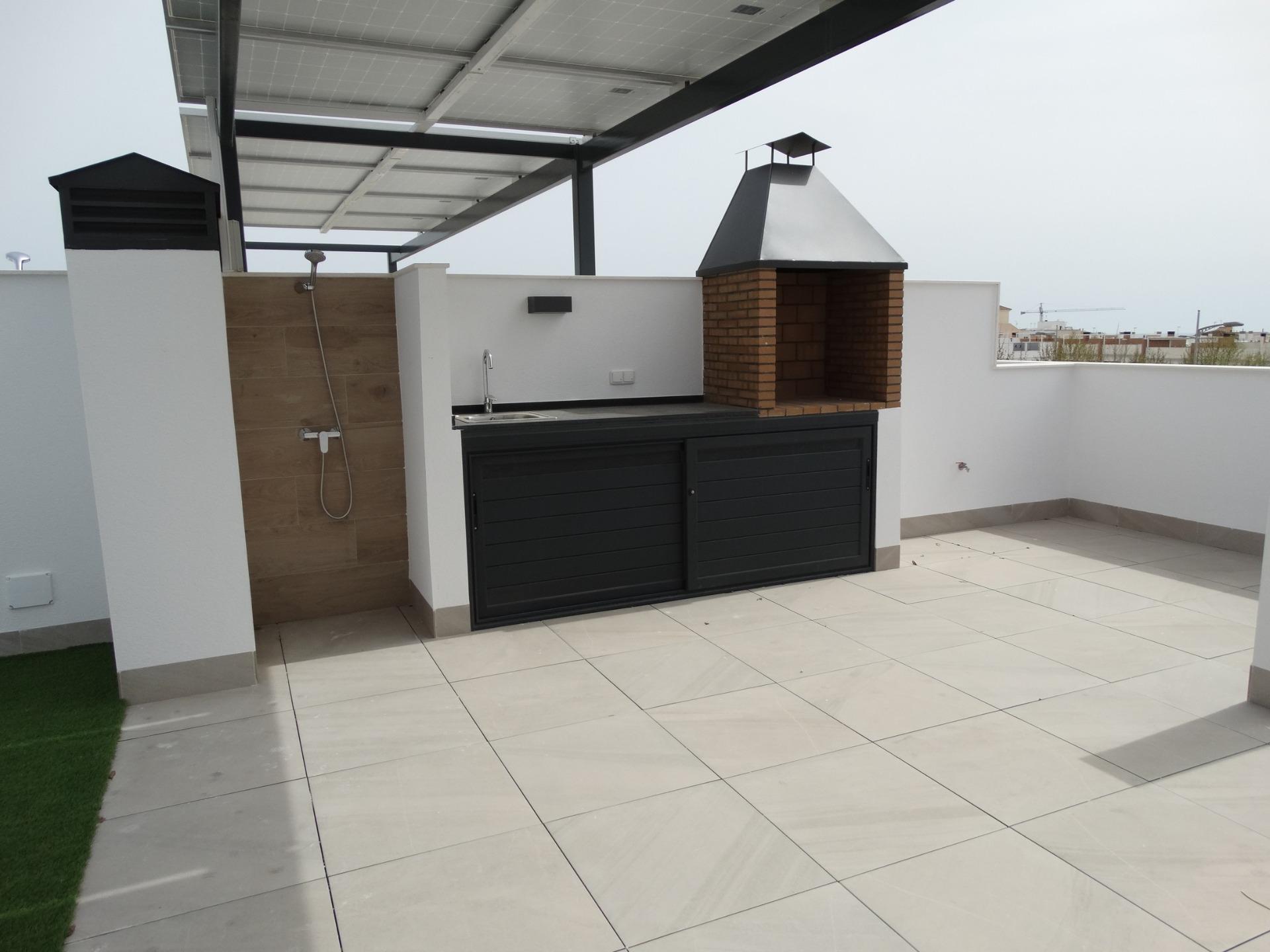 Newly built bungalows with solarium or garden in pilar de la horadada