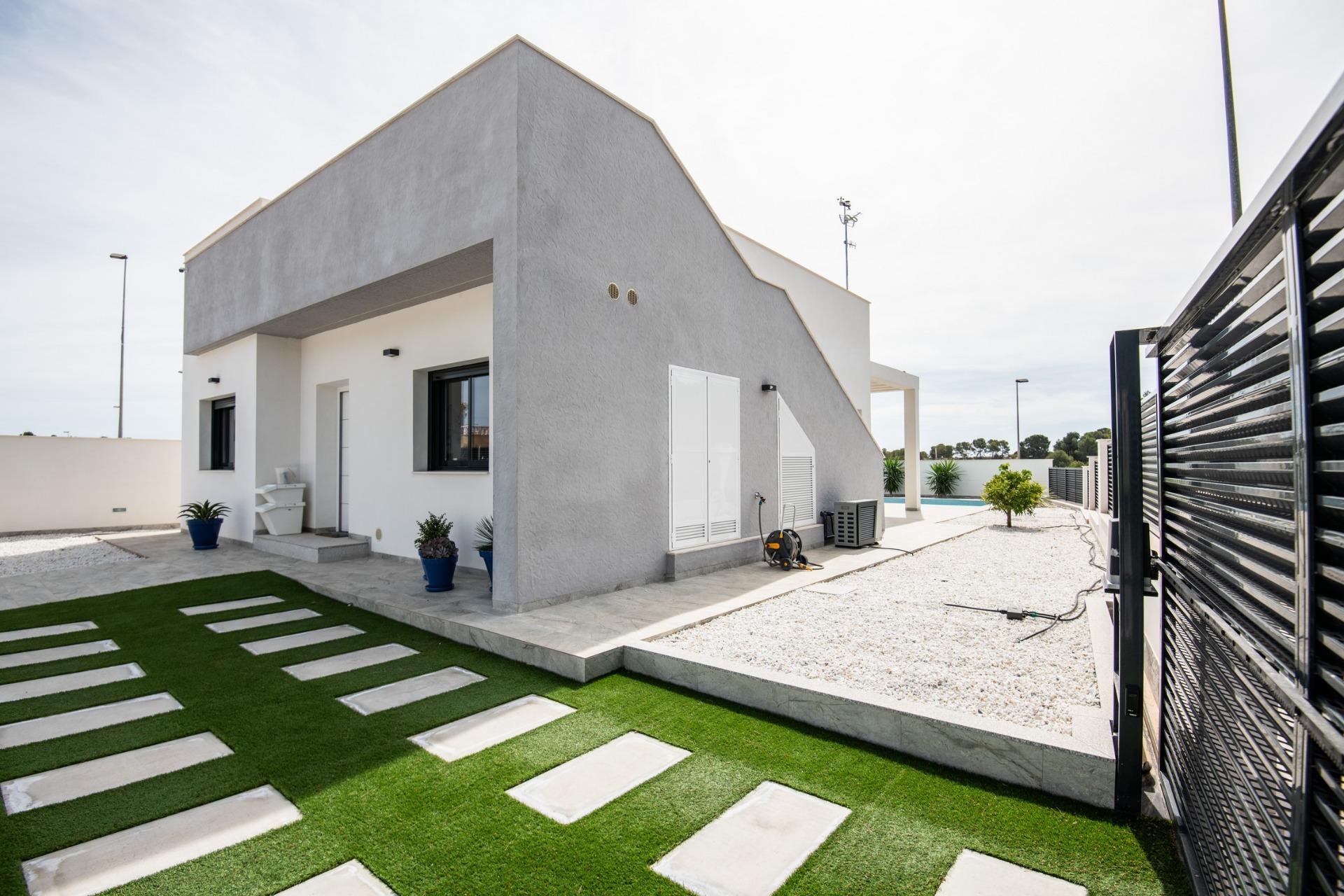 New build villas in pinar de campoverde