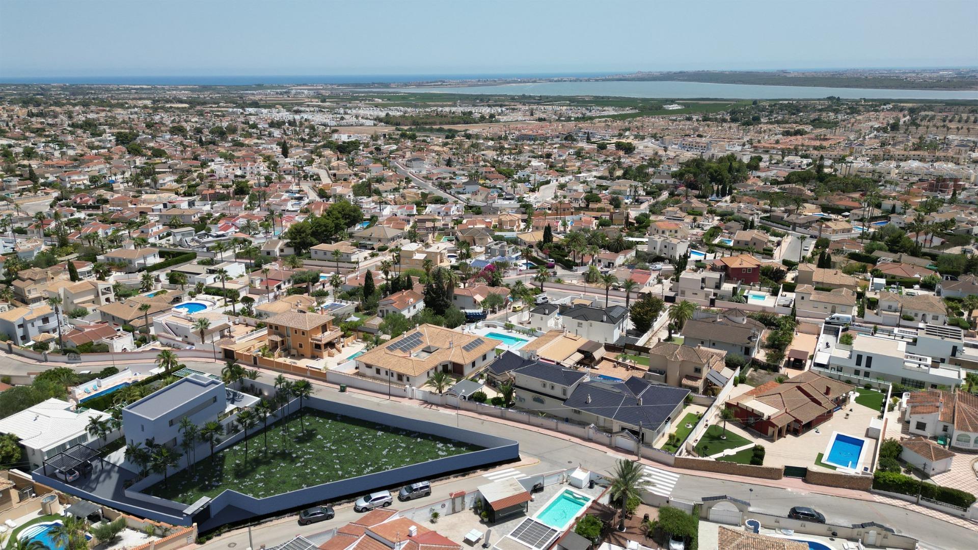 New build villa in rojales – modern design and prime location