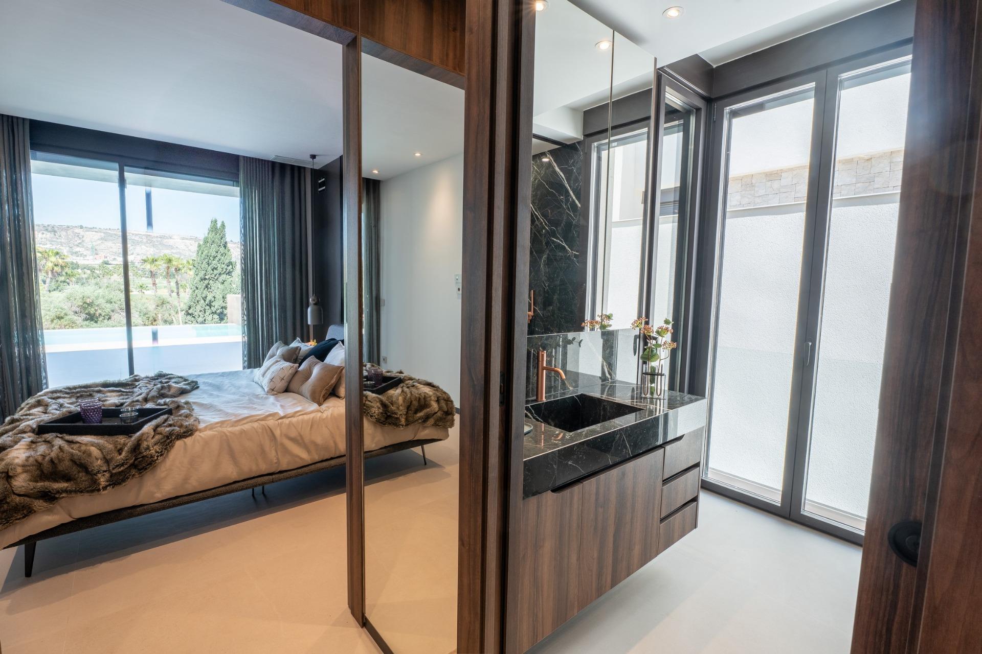 Exclusive, newly built villas on the golf course front line at la finca golf resort