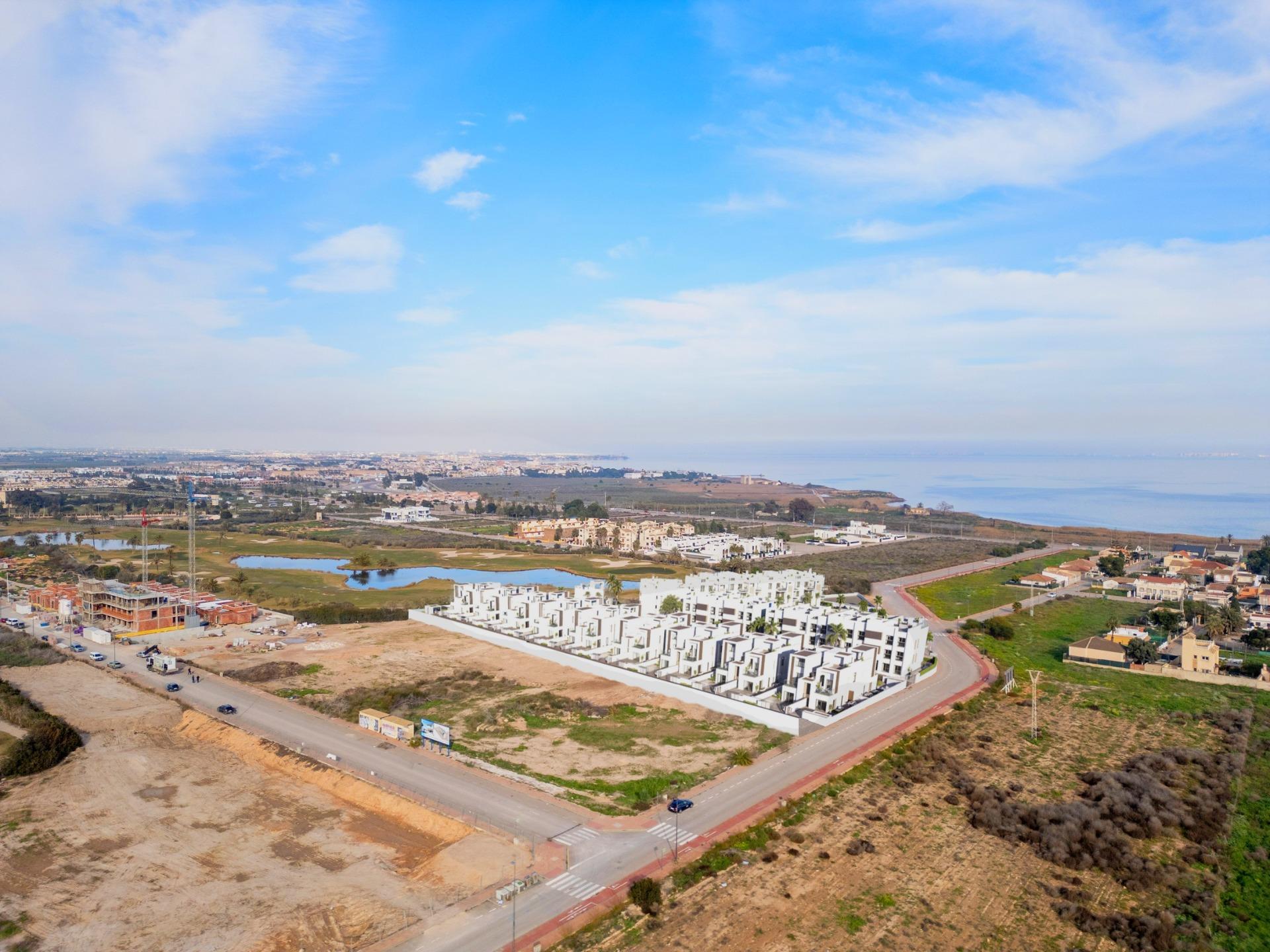 New build villas with private pool at serena golf-los alcazares