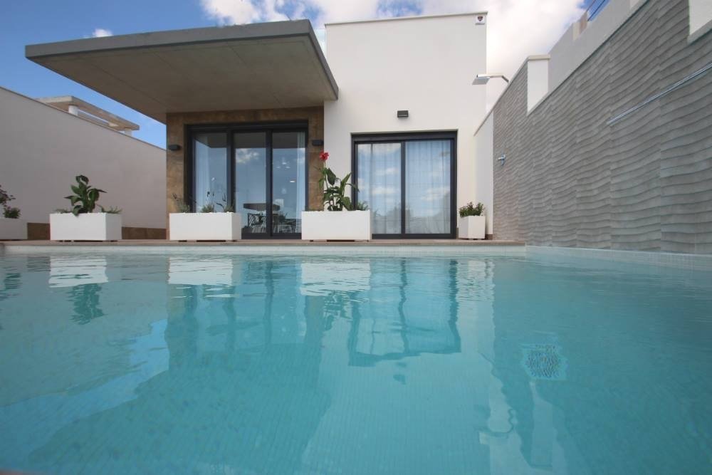 New build residential of villas in san miguel de salinas