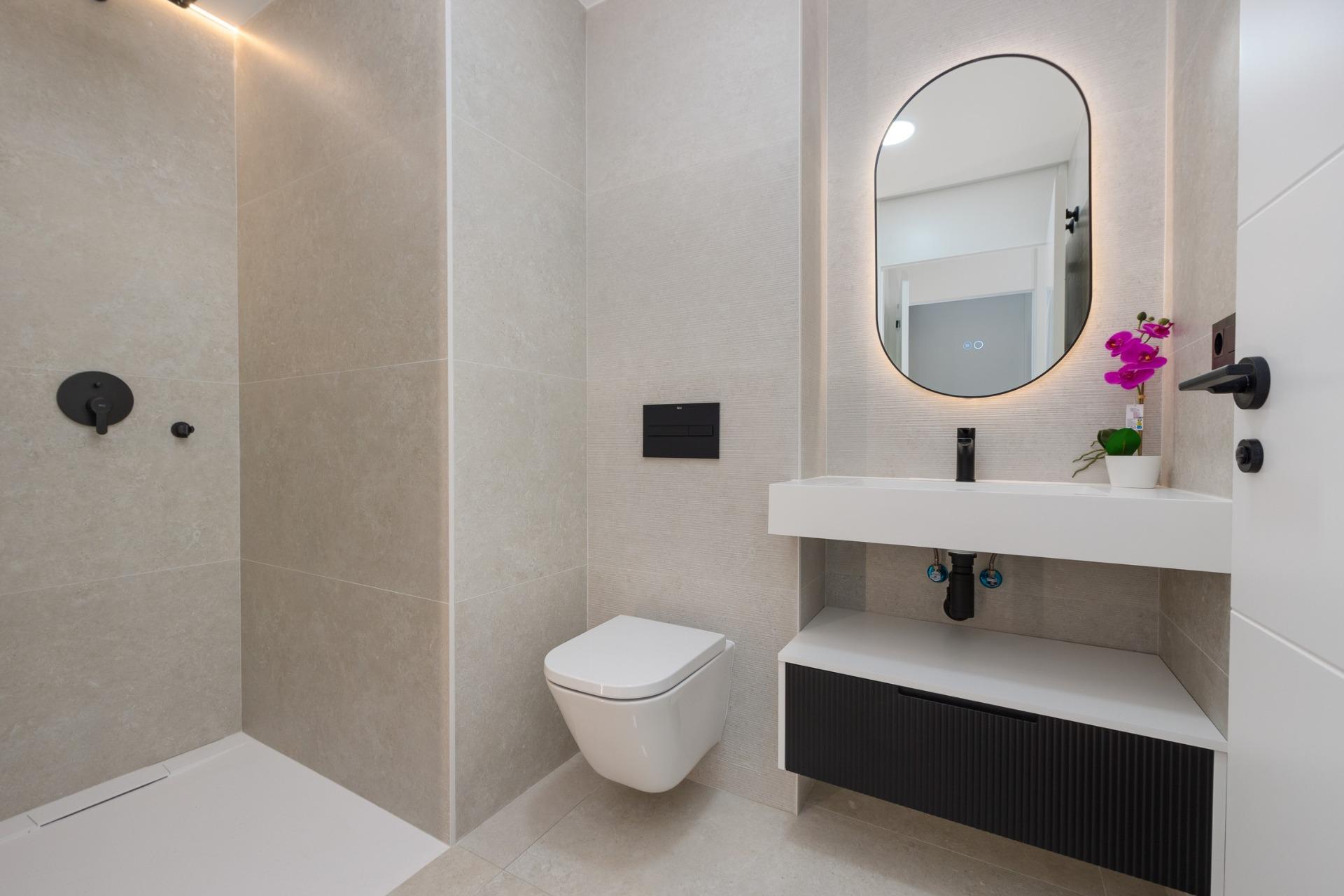Modern new build apartments near the beach and marina in guardamar del segura