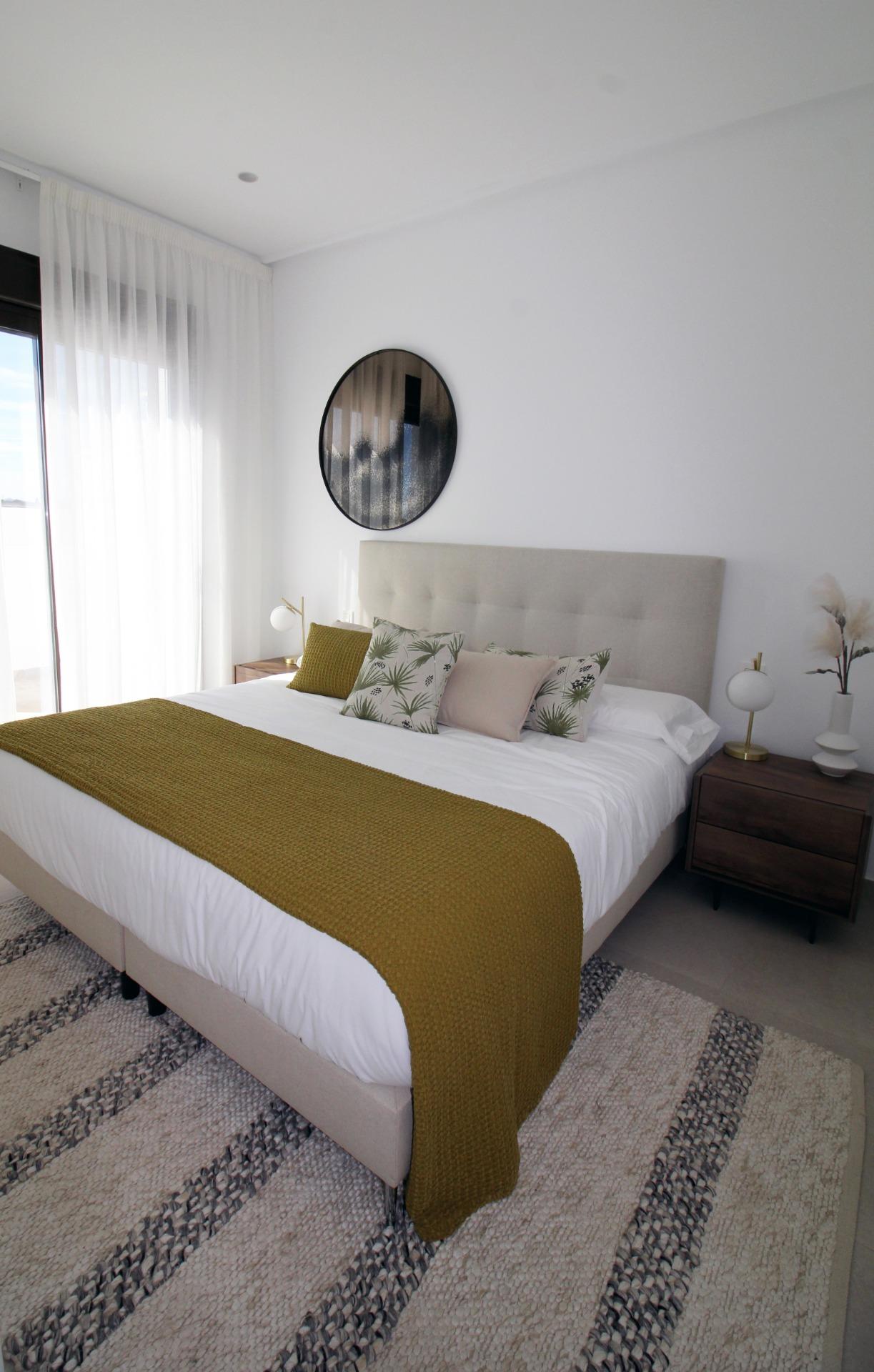 Modern townhouses and semi-detached homes in pilar de la horadada