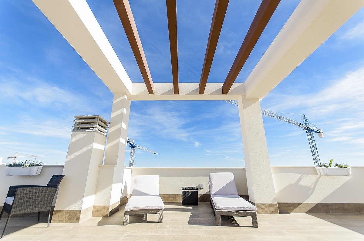 New built villa in playa honda