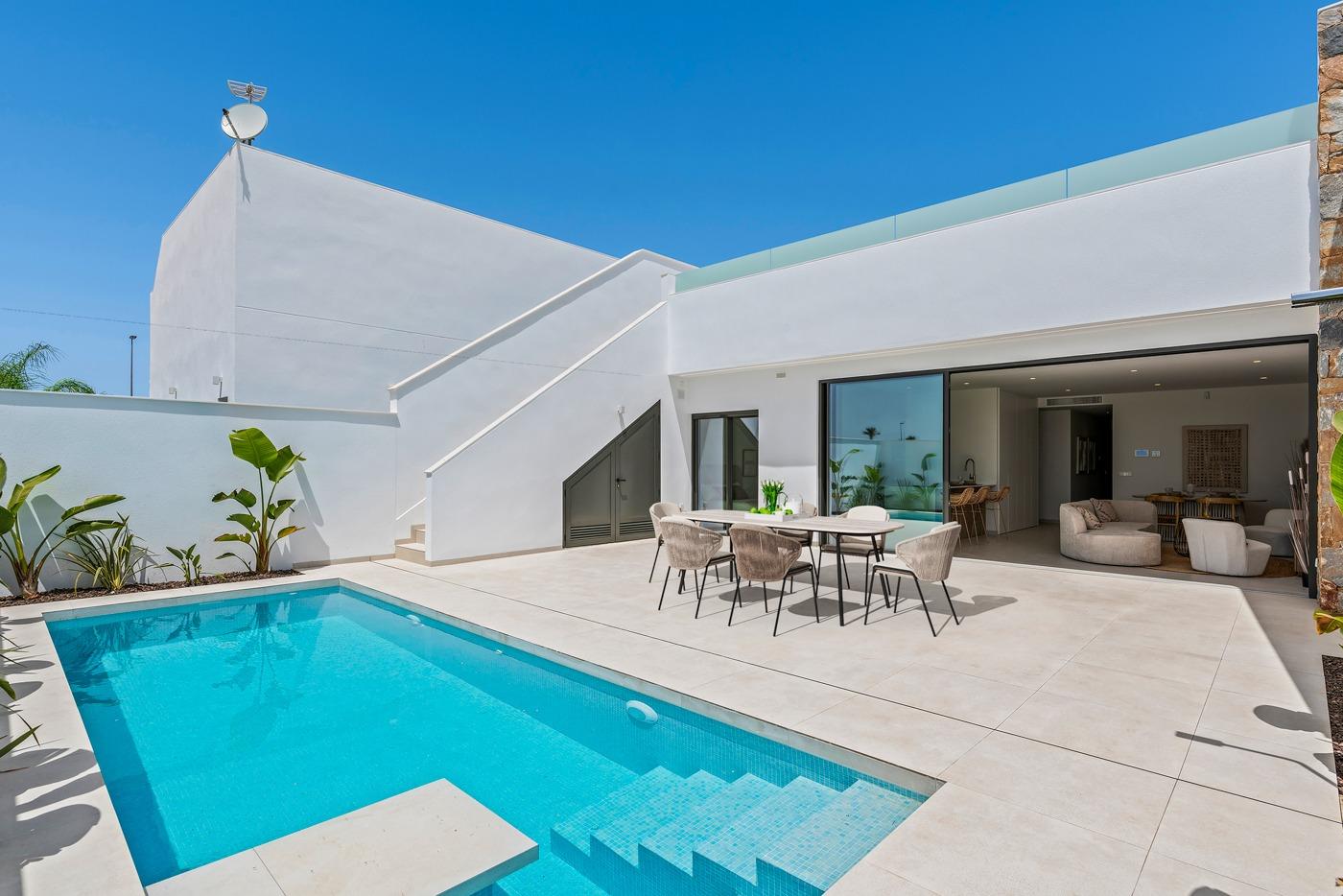 New build townhoses in los alcazares