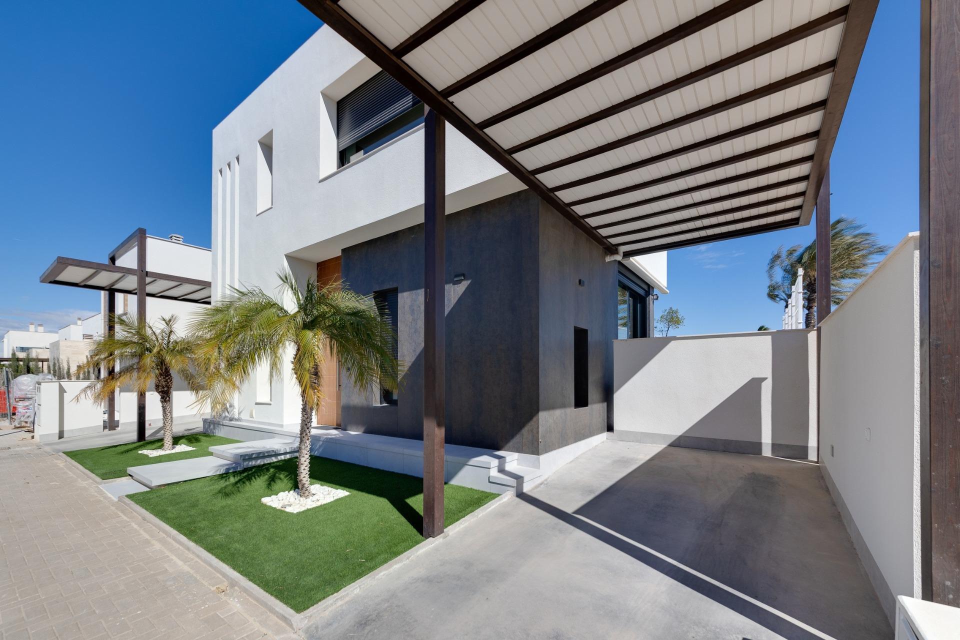 New build villas in pilar de la horadada on the golf course