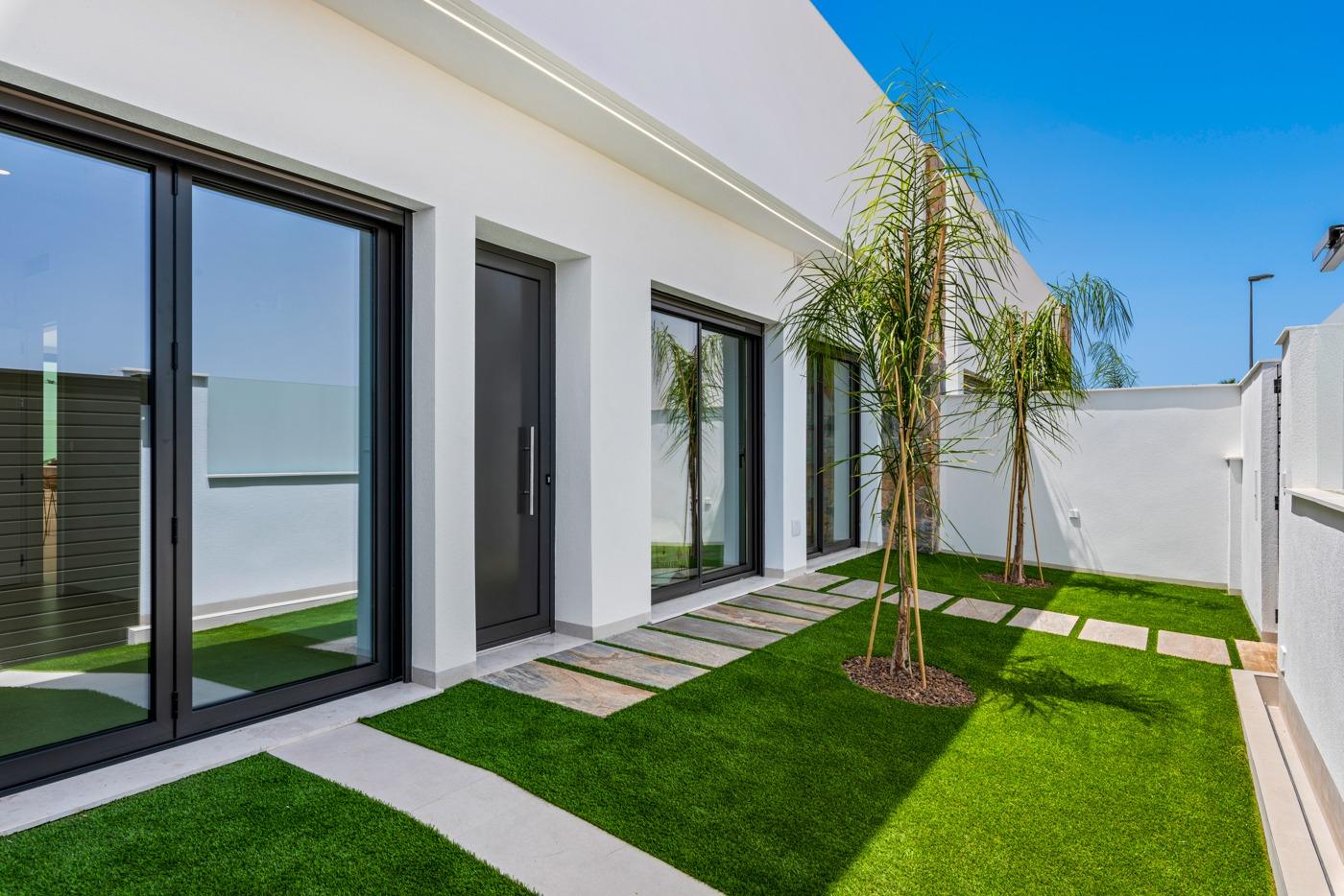 New build townhoses in los alcazares