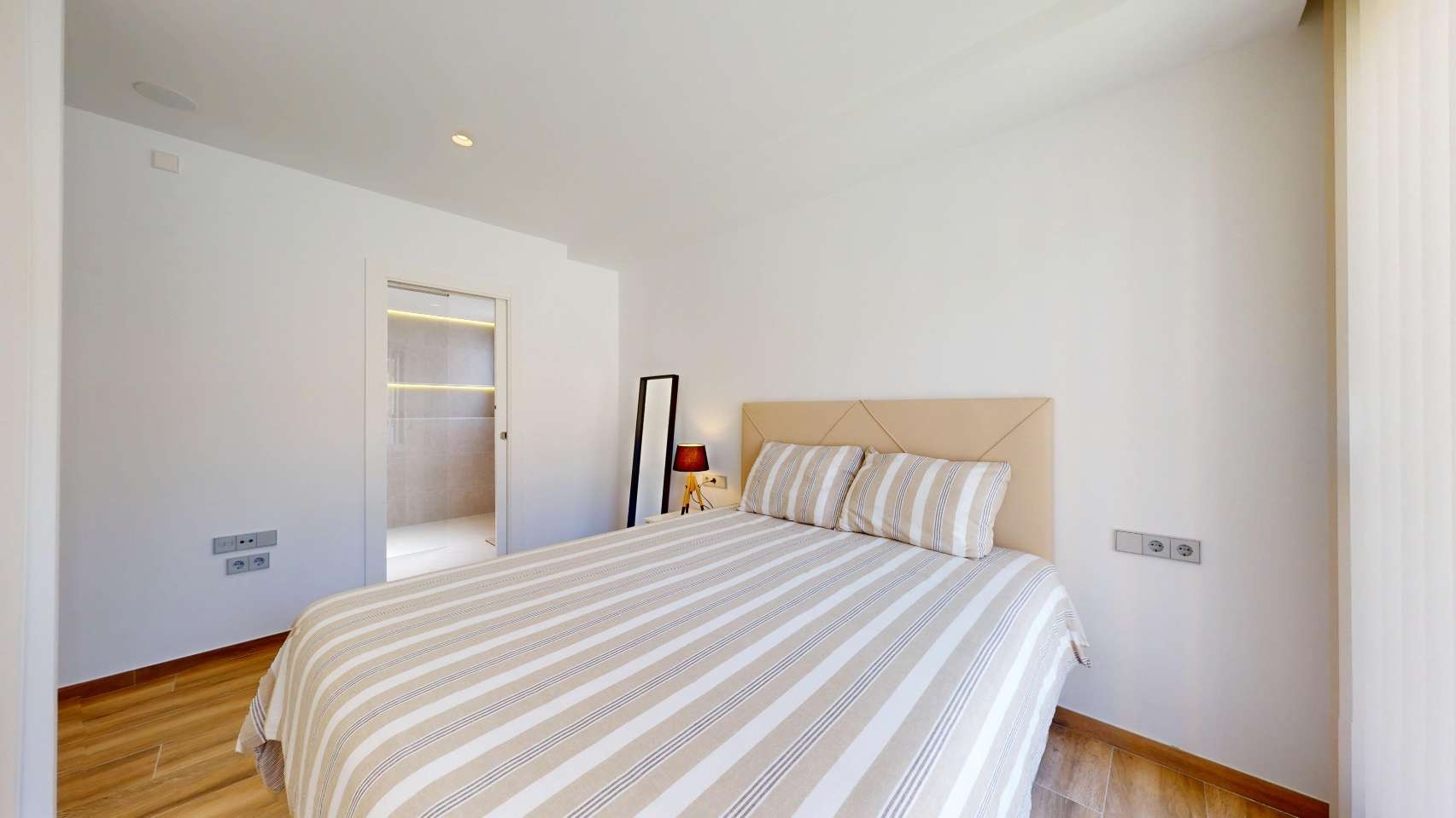 Villa in Font Del Llop Golf Resort