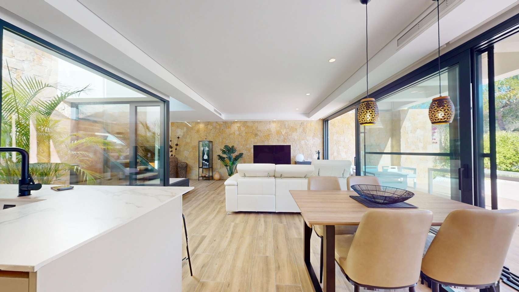 Villa in Font Del Llop Golf Resort