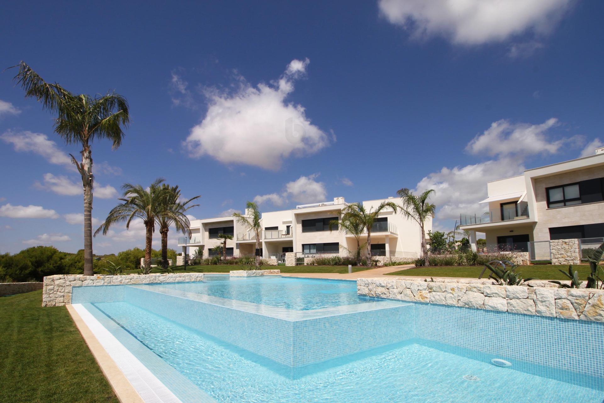 New build residential complex in pilar de la horadada on the golf course