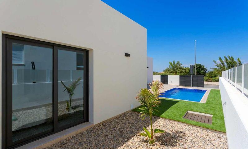 The mediterranean lifestyle all on one level