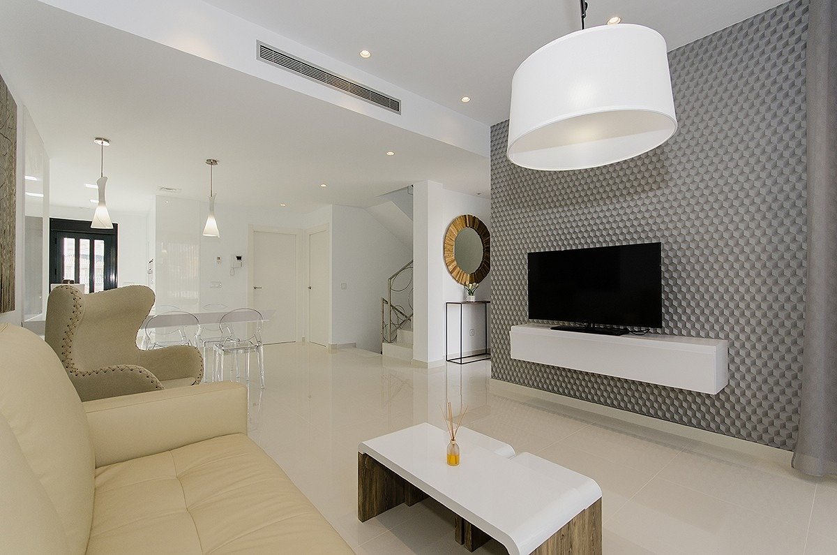 New build villa in playa honda