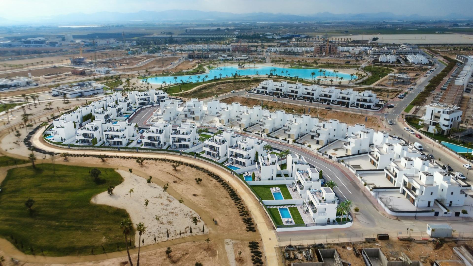 New build luxury villas in santa rosalía lake and life resort