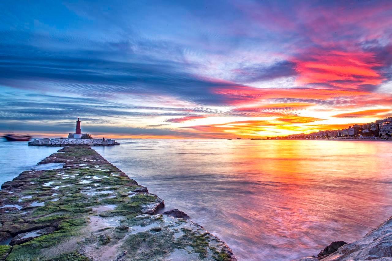 Exclusive seafront apartments and penthouses in villajoyosa with panoramic mediterranean views