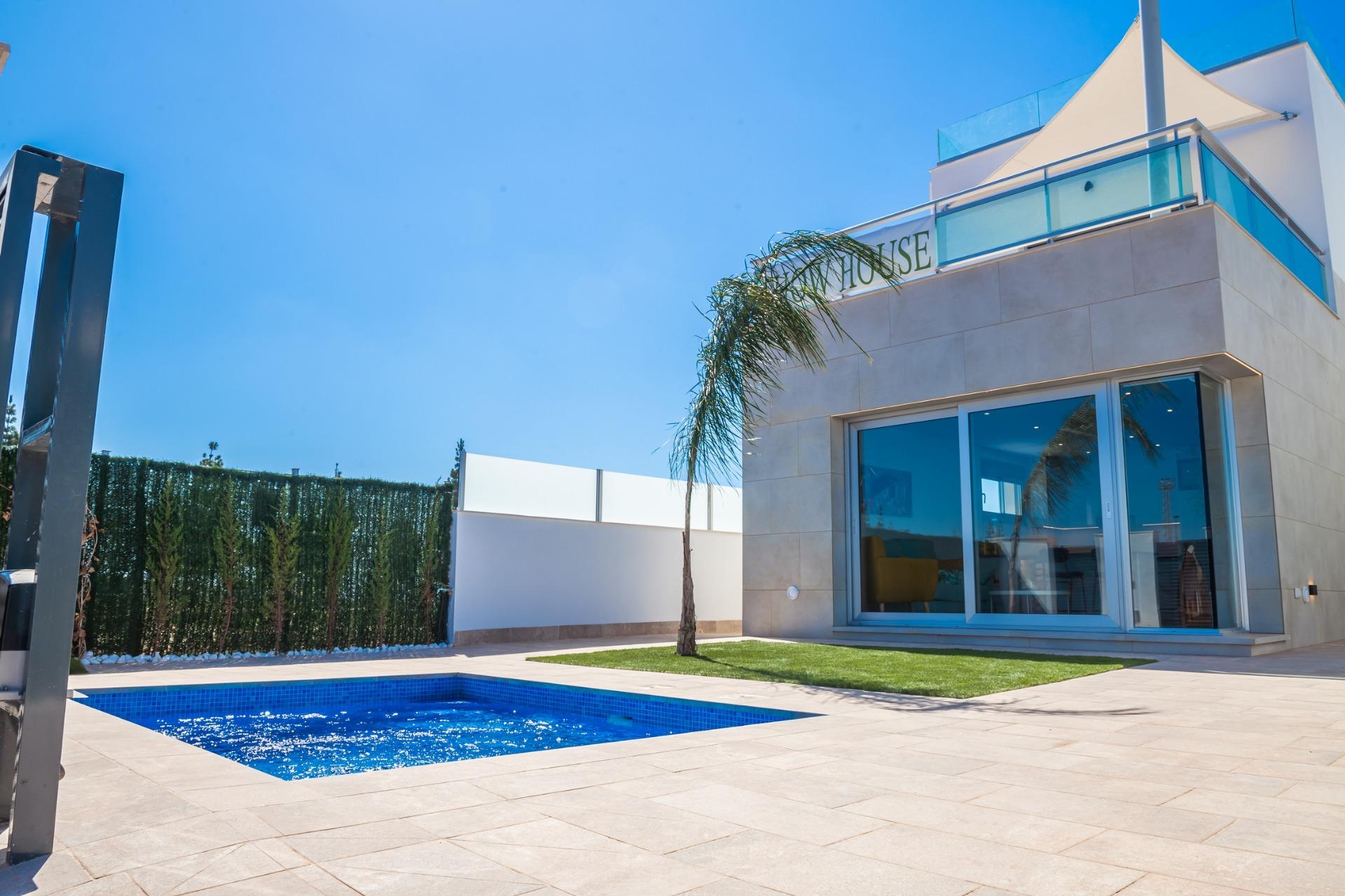 New build villas in los alcazares