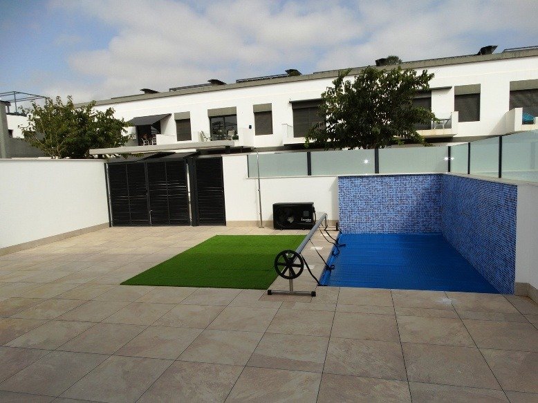 New build 4 semi-detached villas in pilar de la horadada