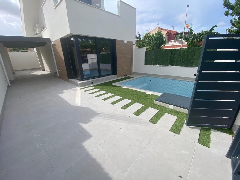 Newly built villas with private pool in los alcázares, costa cálida