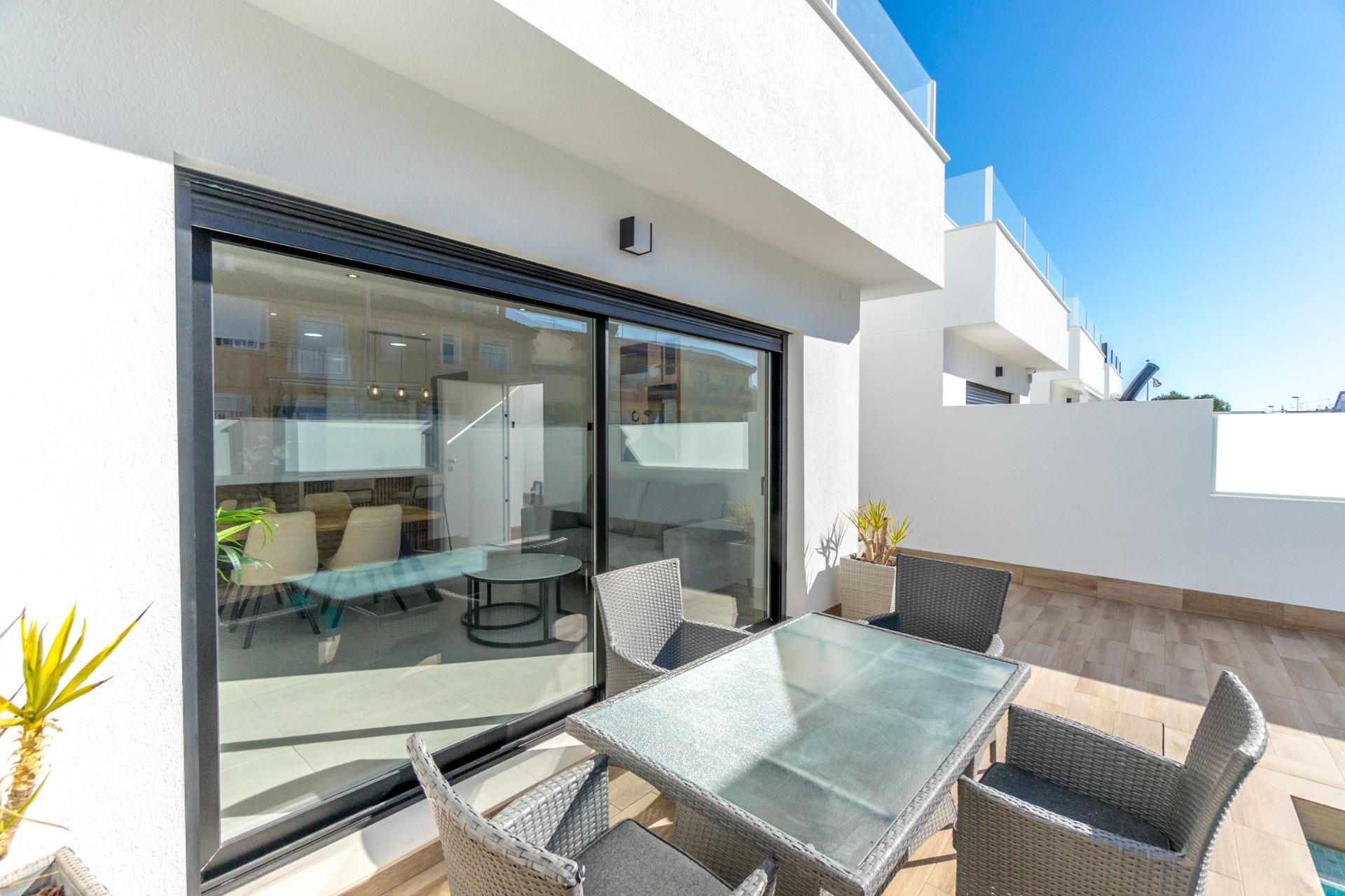 New build semi-detached villas with private pool in san pedro del pinatar
