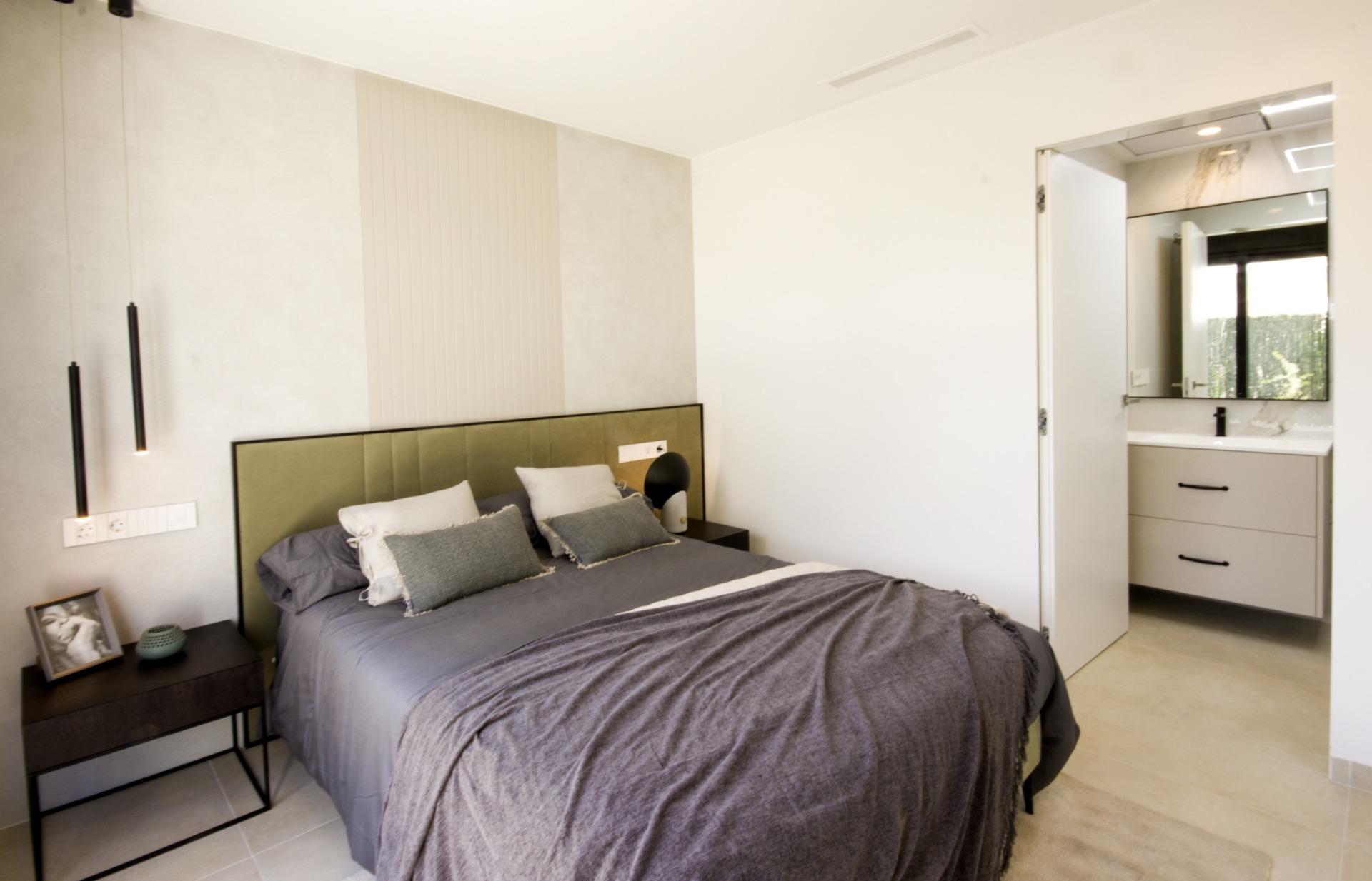 NEW BUILD VILLAS IN ROJALES