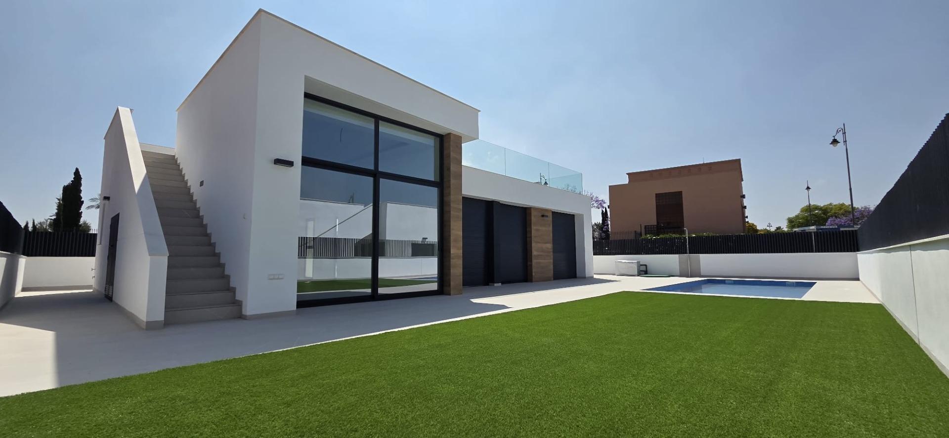 New build villas in condado de alhama golf course