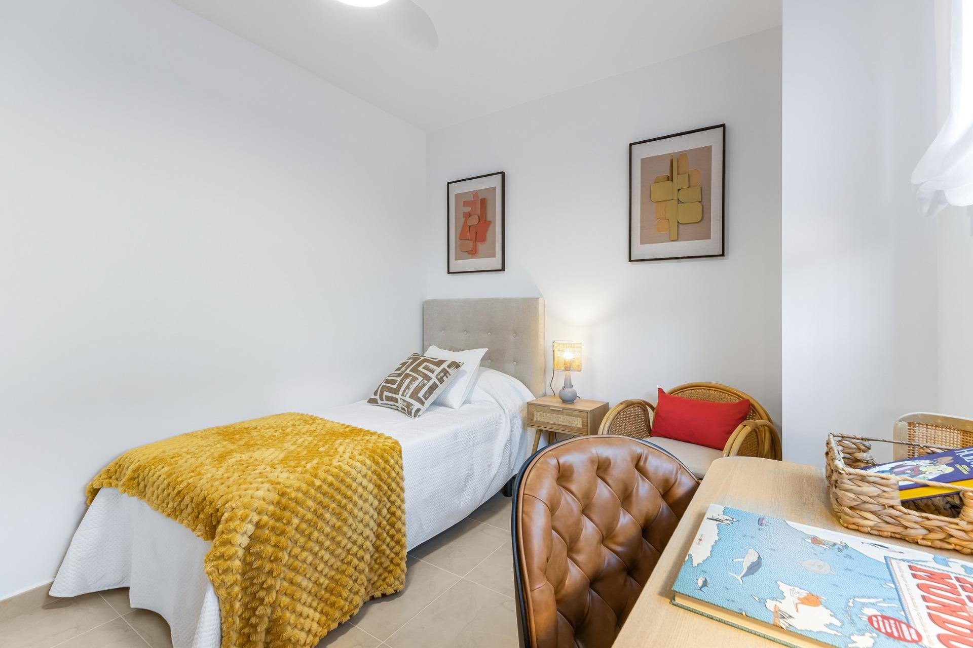 Regenerated residential complex in lomas de cabo roig – renovated apartments