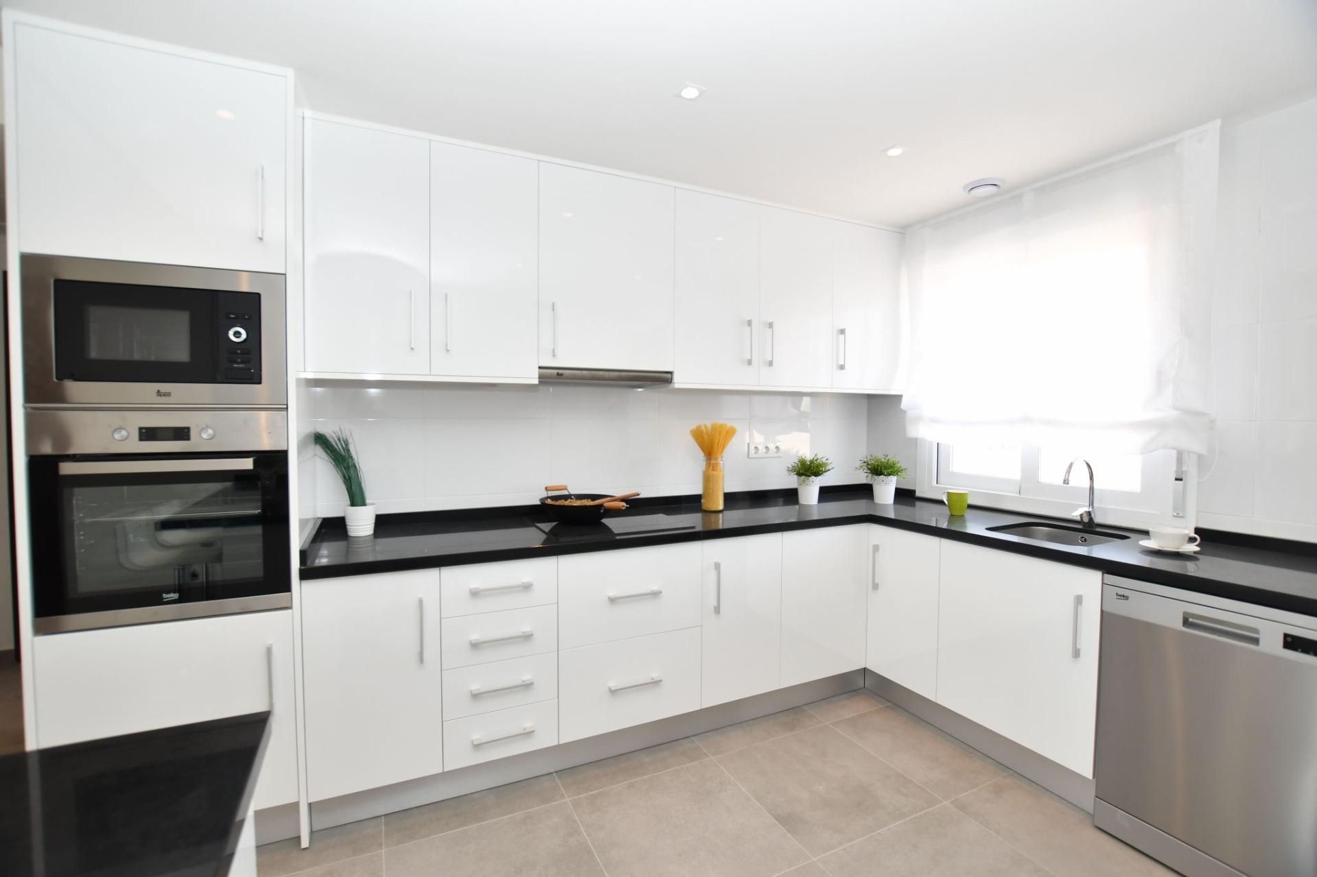New build bungalows in san miguel de salinas – nature, golf and comfort