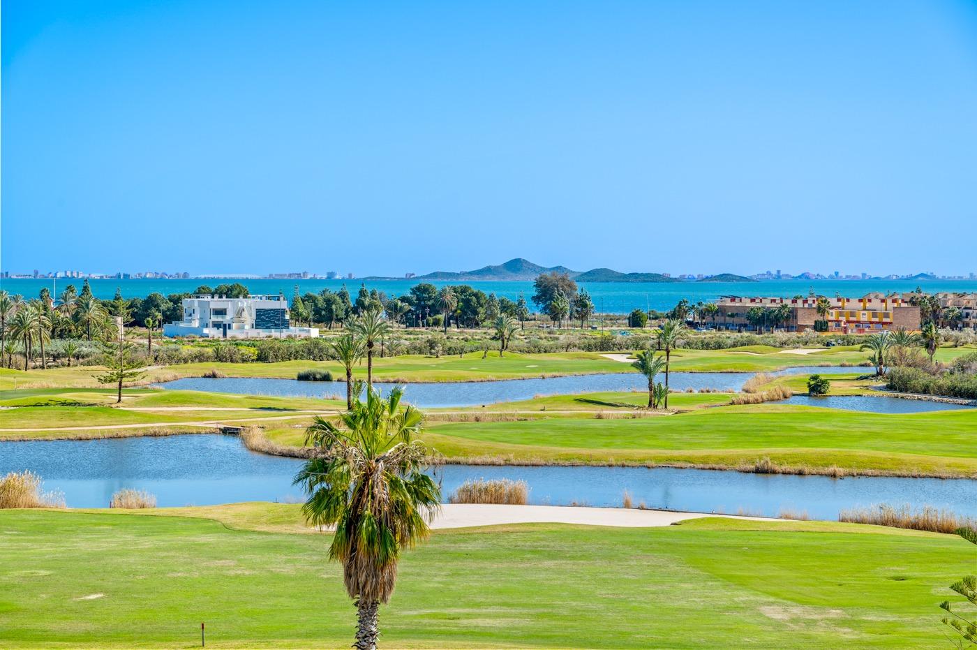 New build apartments and villas frontline golf in los alcazares costa calida