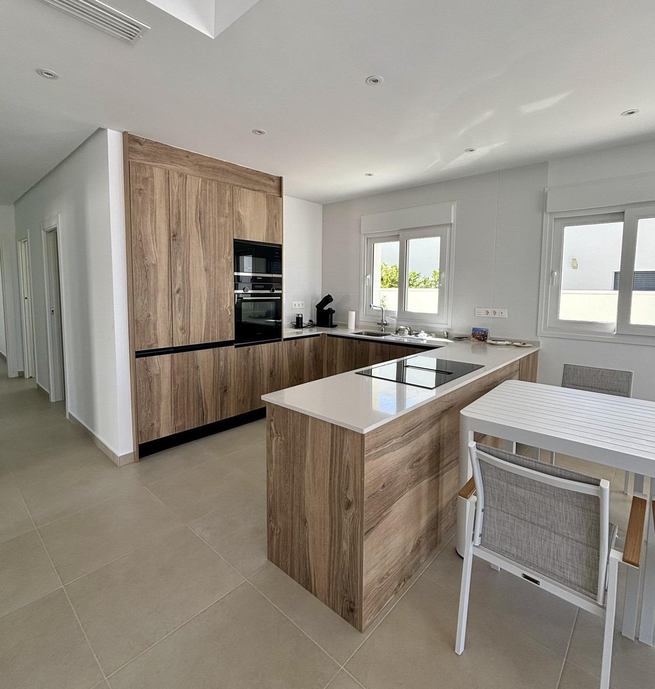 New build mediterranean villas in benijófar