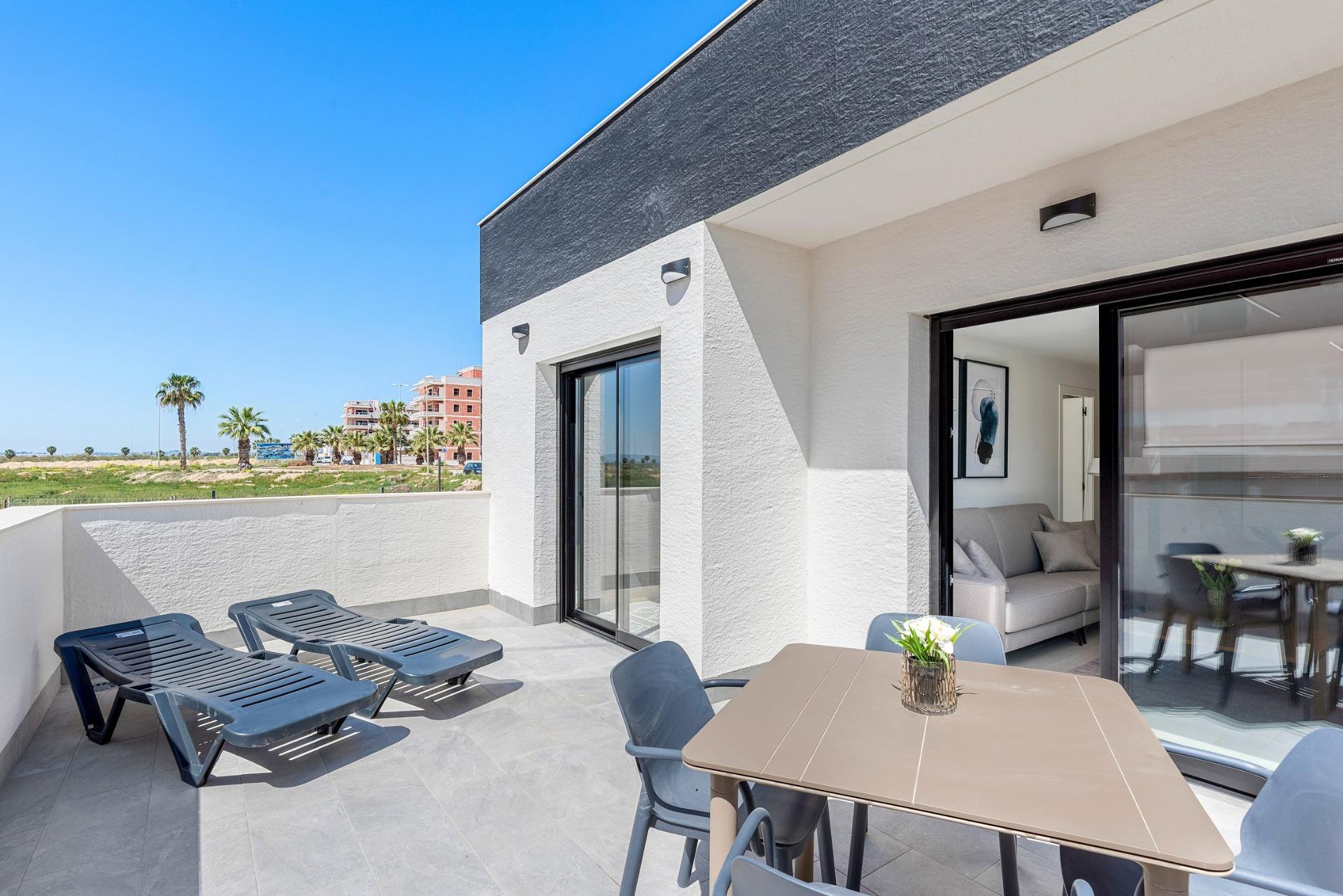 New build tourist licensed apartments with lagoon views in el raso guardamar del segura
