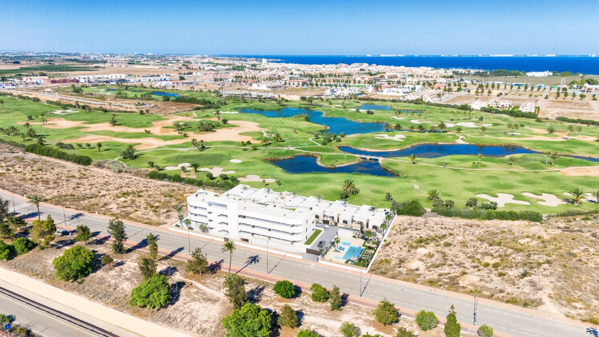 New build apartments and villas frontline golf in los alcazares costa calida