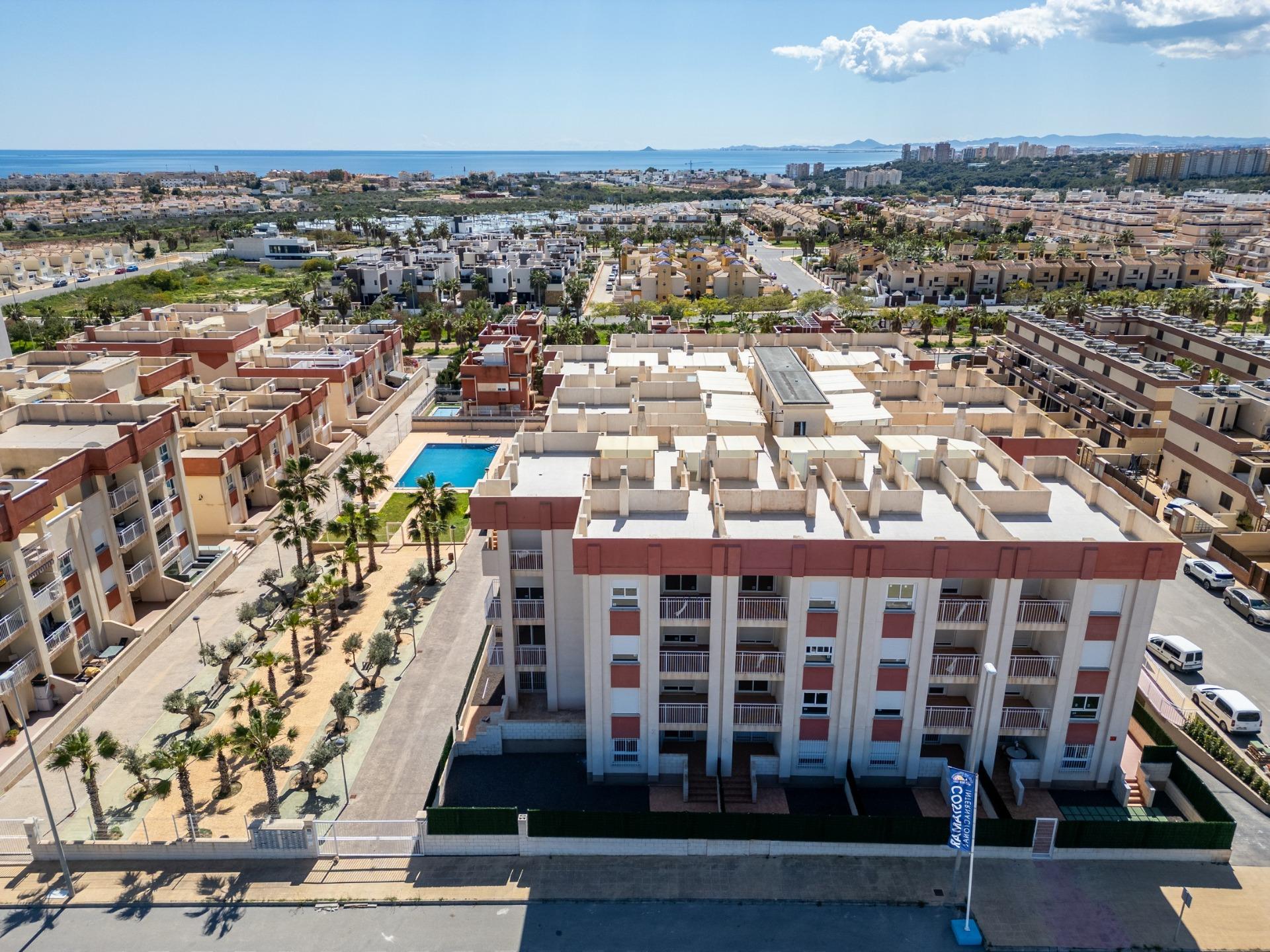 Regenerated residential complex in lomas de cabo roig – renovated apartments