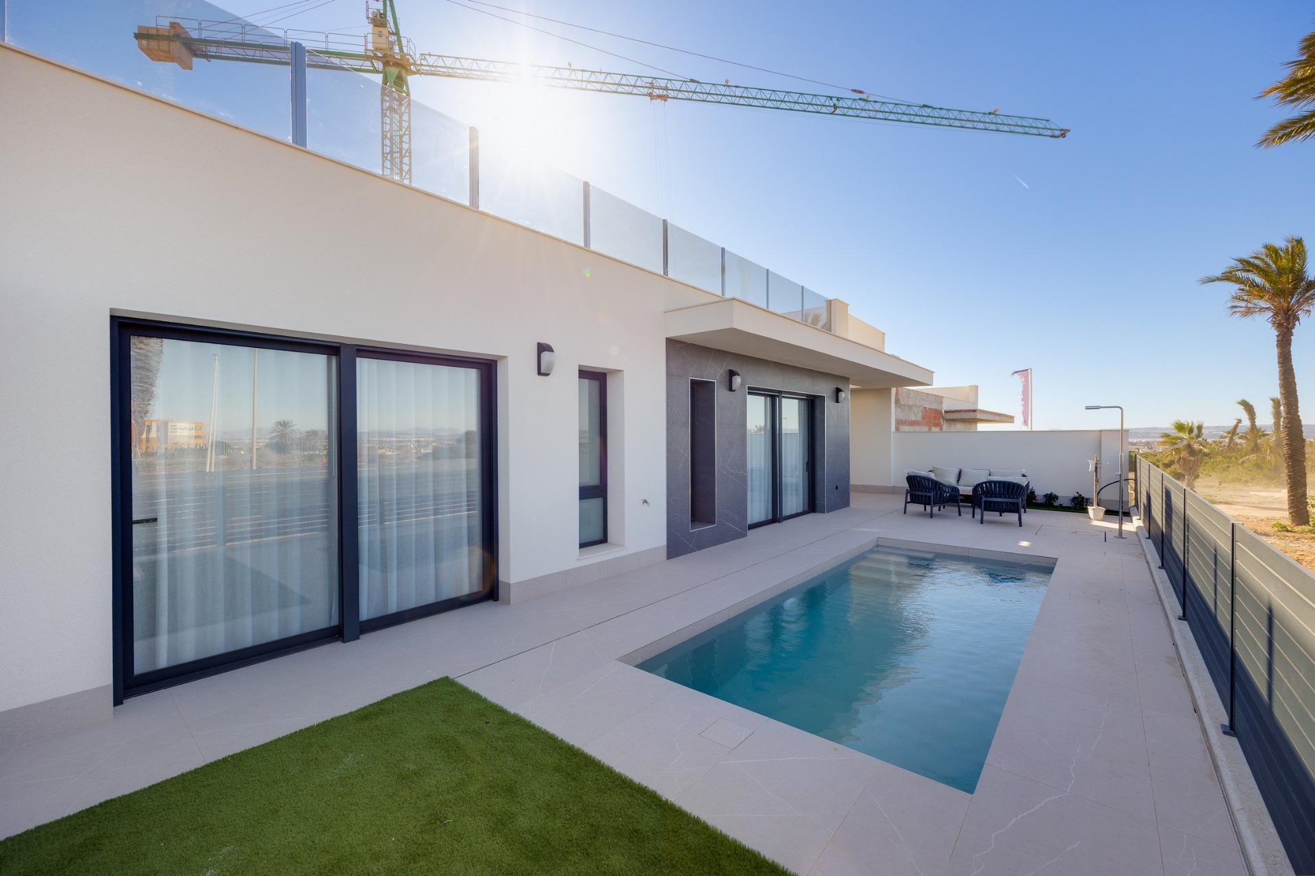 New villas for sale in torrevieja – 2 km from the sea