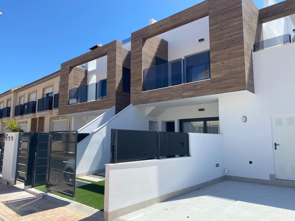 New build bungalows in lo pagán: modern living near the beach