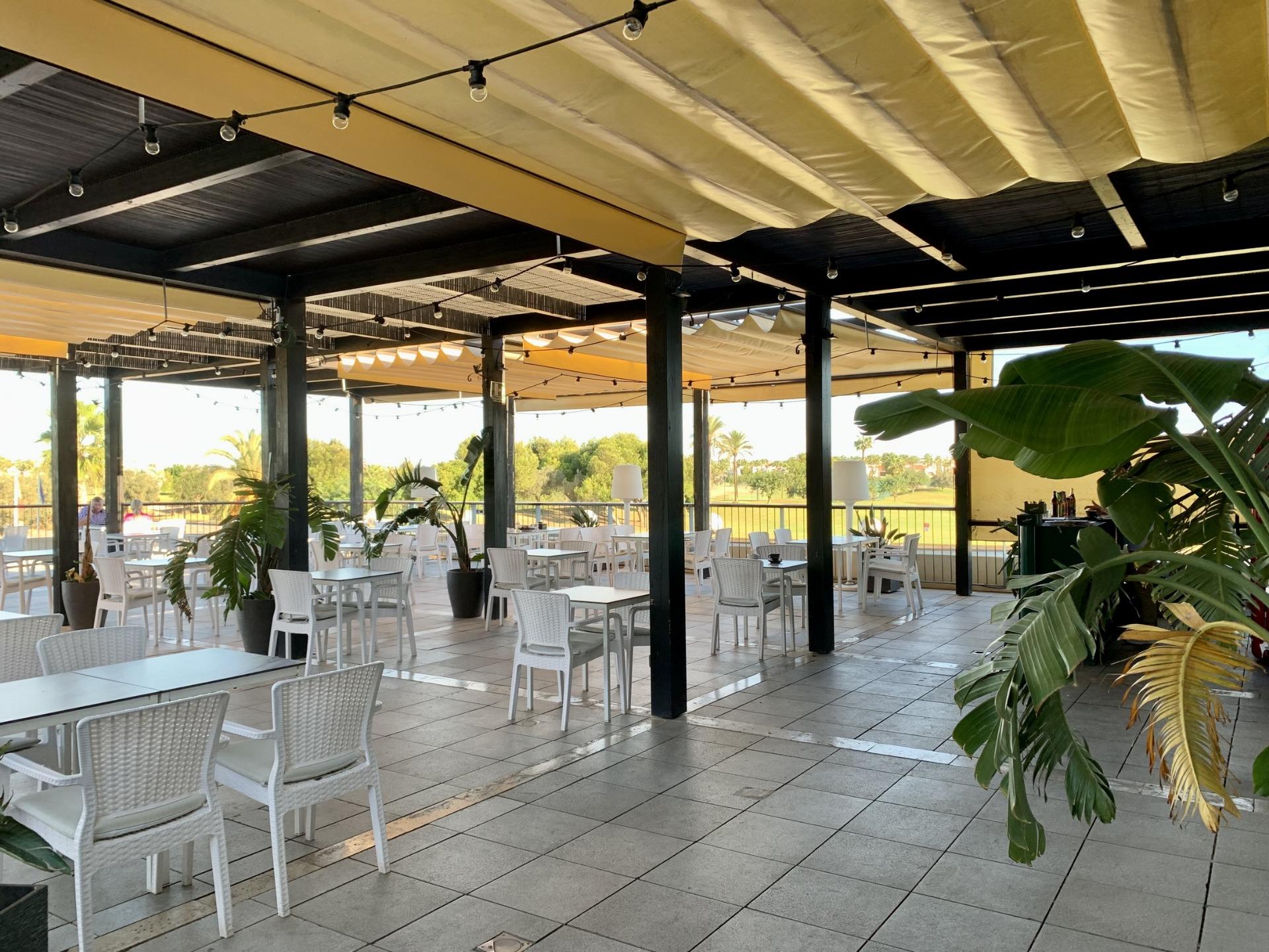 New build bungalows in roda golf