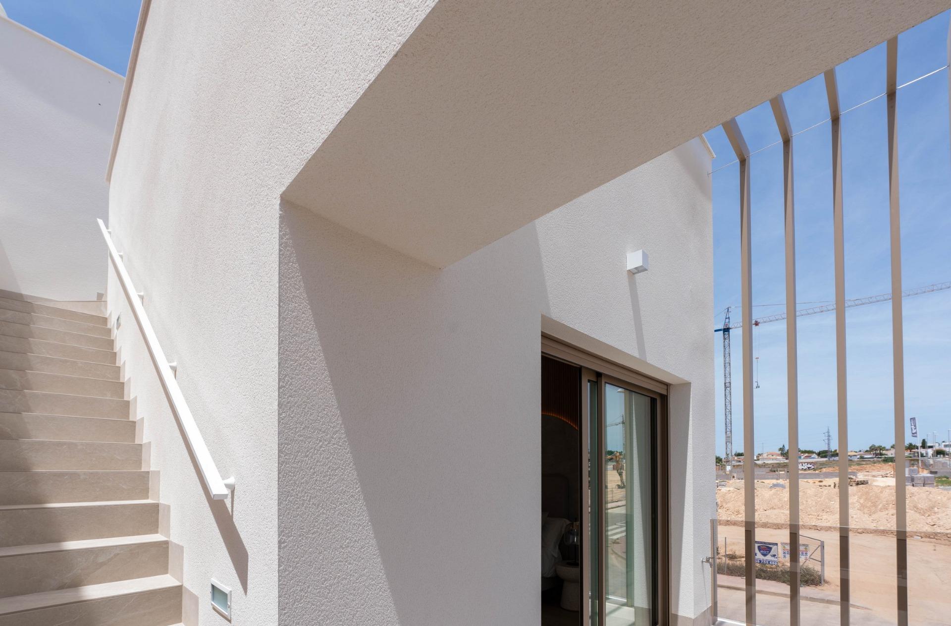 New build villas with private pool at serena golf-los alcazares