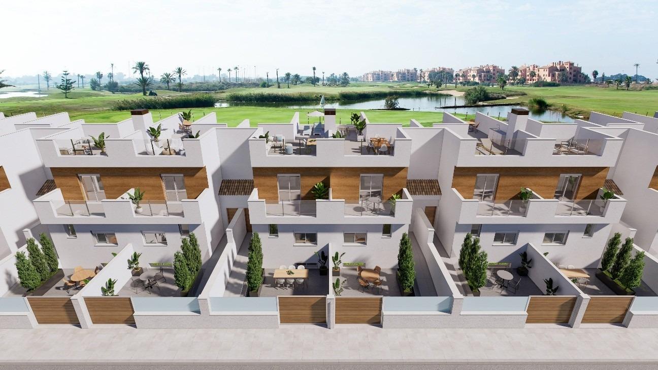 New-build townhouses on the frontline of la serena golf in los alcázares