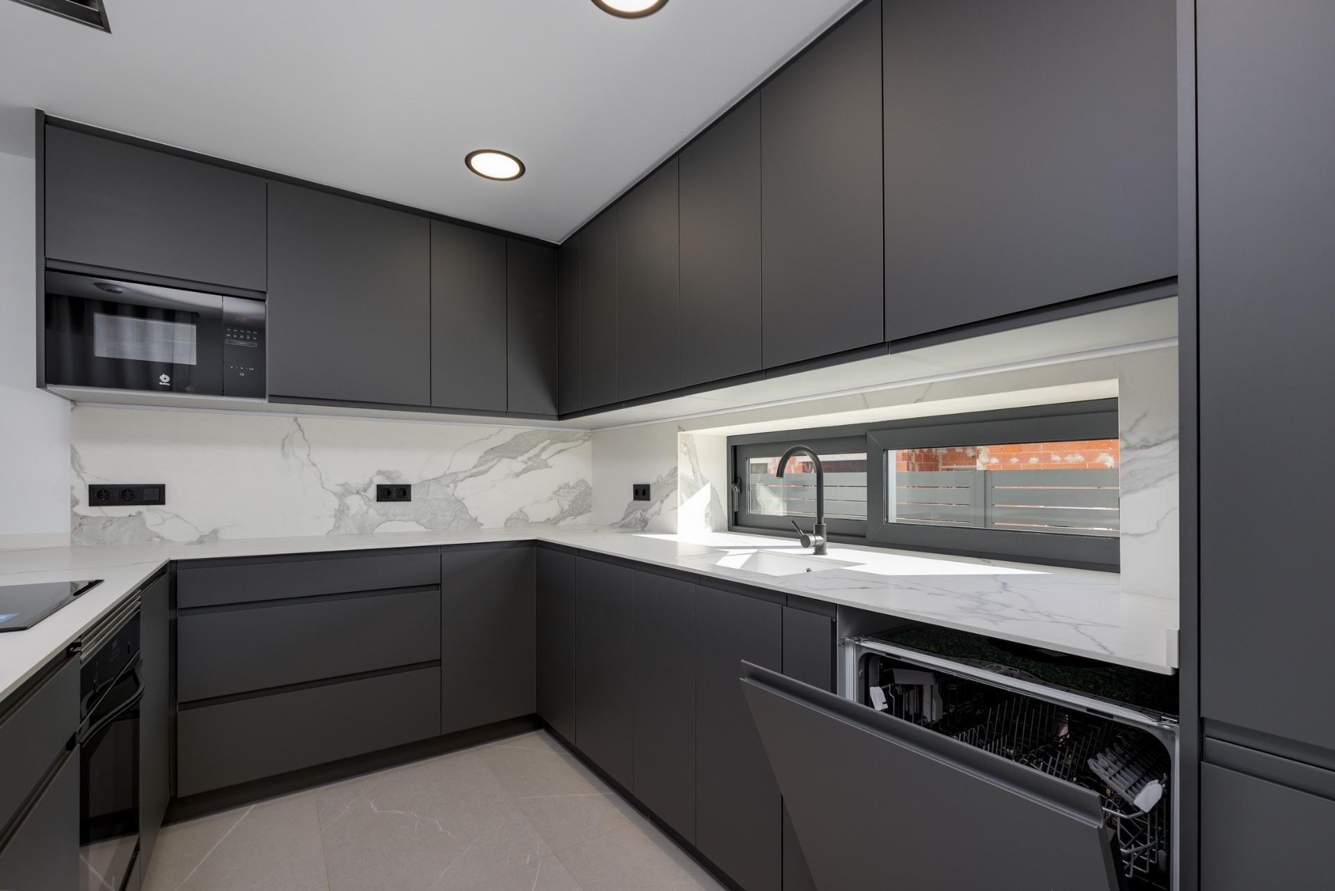 New villas for sale in torrevieja – 2 km from the sea
