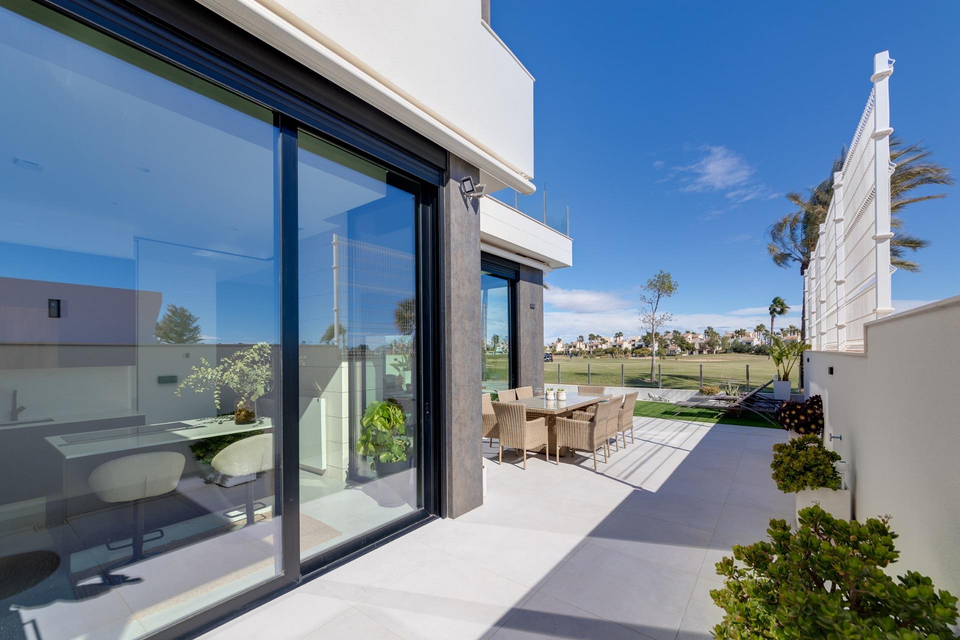 New build villas in pilar de la horadada on the golf course