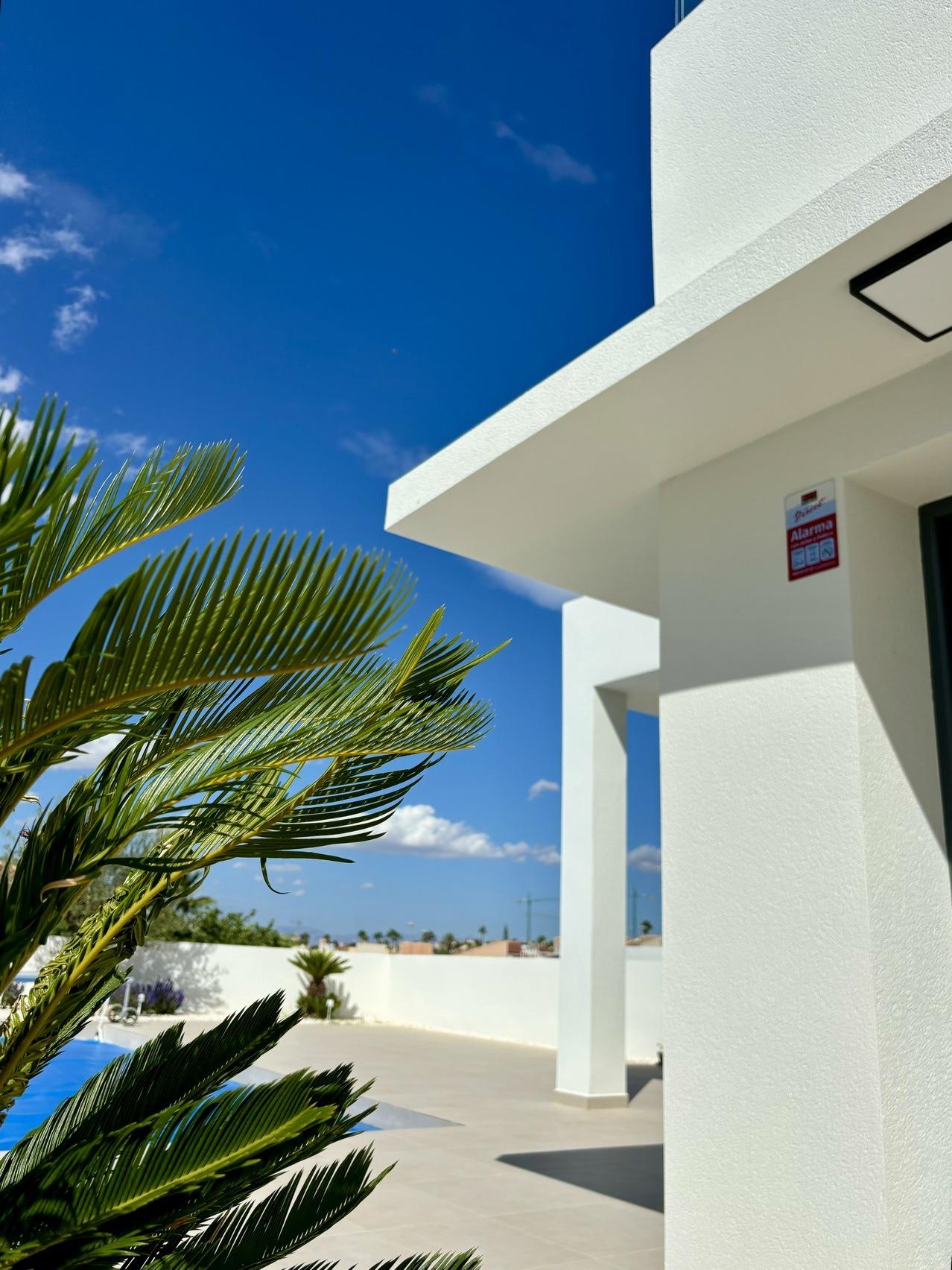 New build mediterranean villas in benijófar