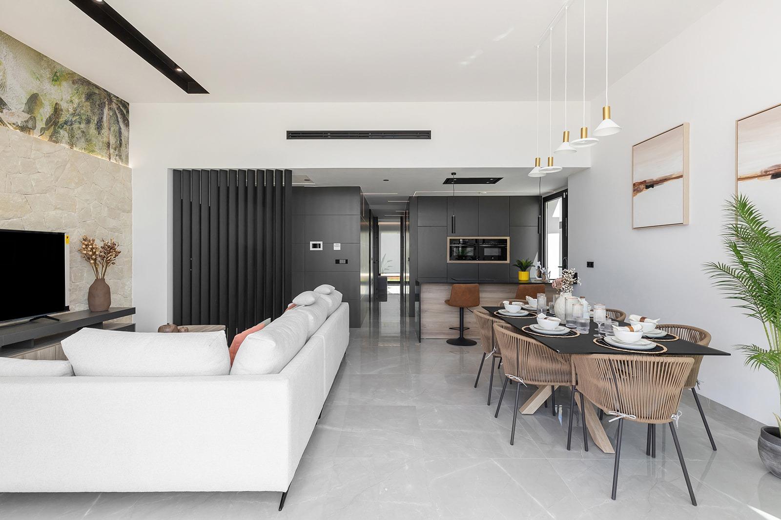 New-build one-story villas with private pool in torrevieja