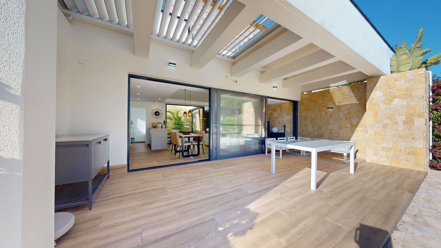 Villa in Font Del Llop Golf Resort