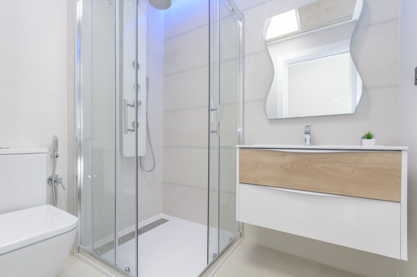 New build residential of bungalow apartments in los balcones, torrevieja