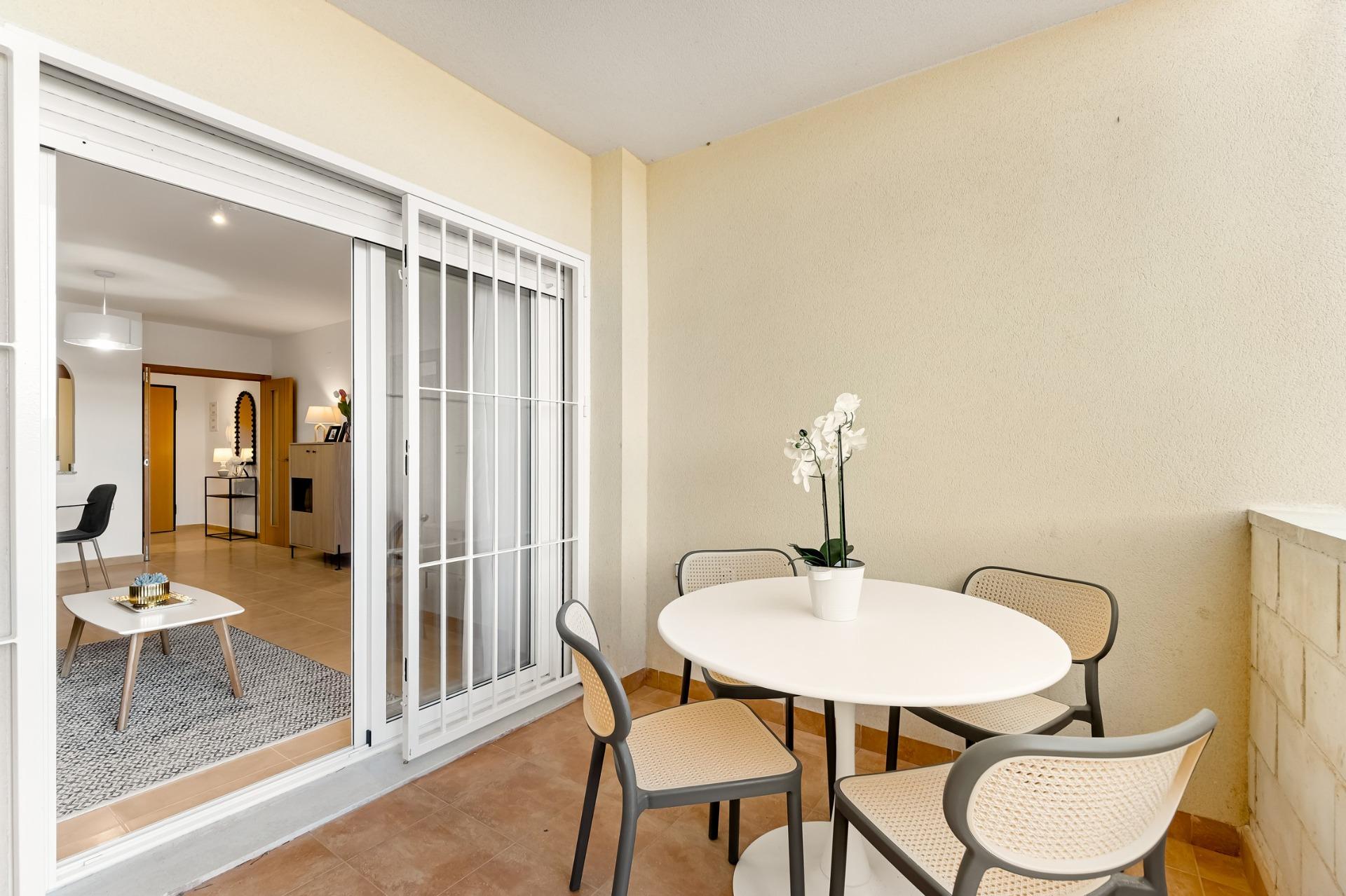 Regenerated residential complex in lomas de cabo roig – renovated apartments