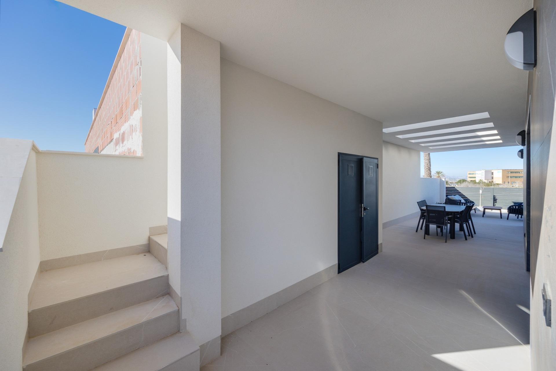 New villas for sale in torrevieja – 2 km from the sea