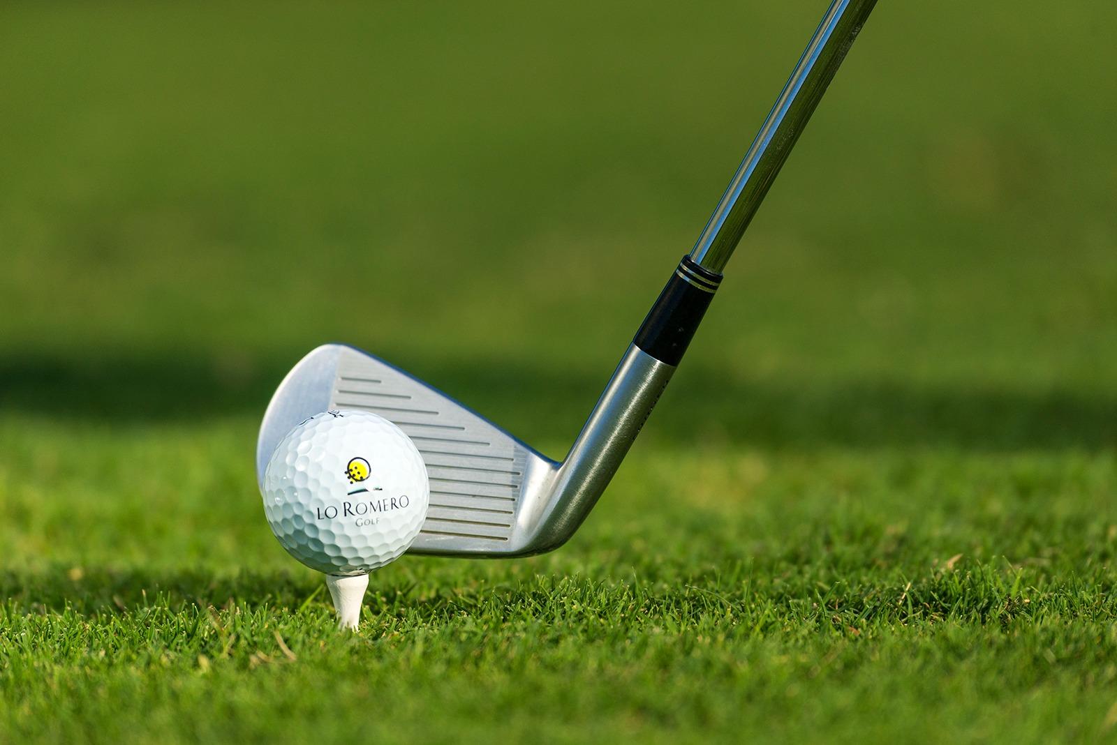 New construction villas on the frontline of lo romero golf