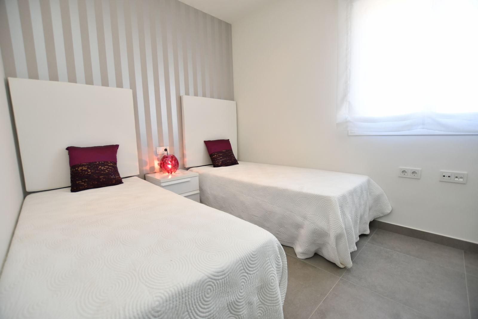 New build bungalows in san miguel de salinas – nature, golf and comfort