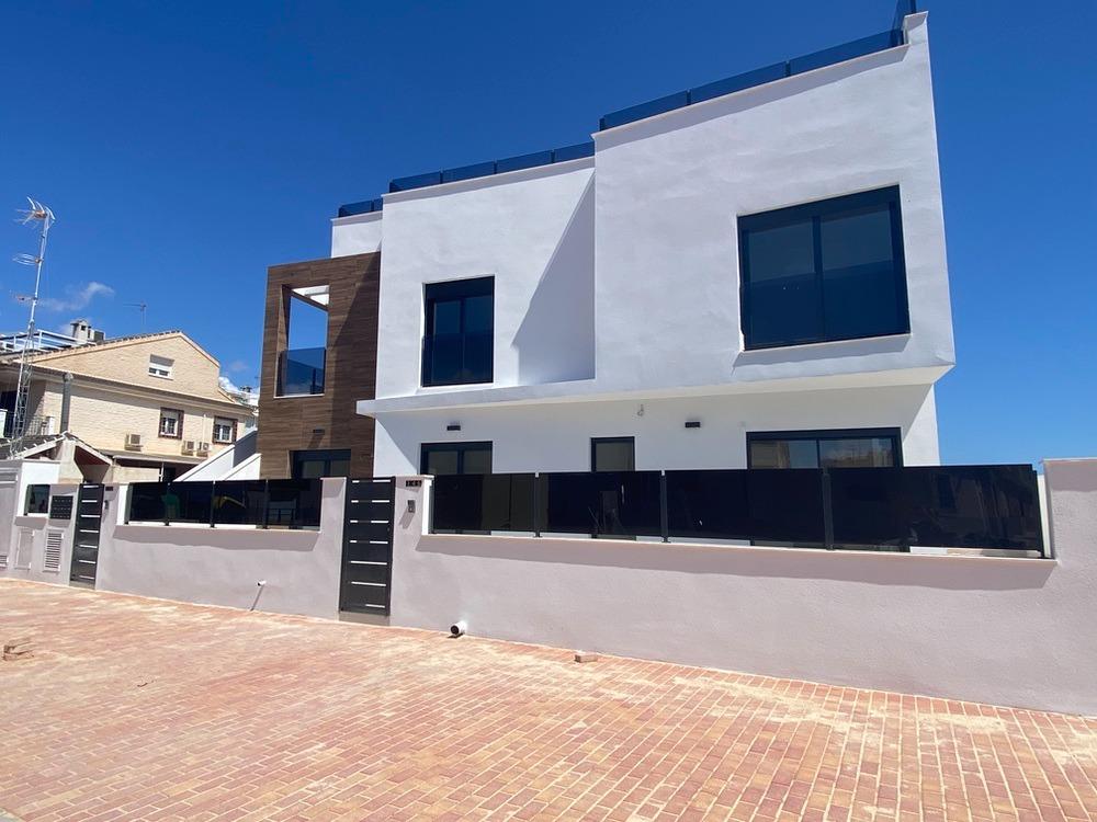 New build bungalows in lo pagán: modern living near the beach